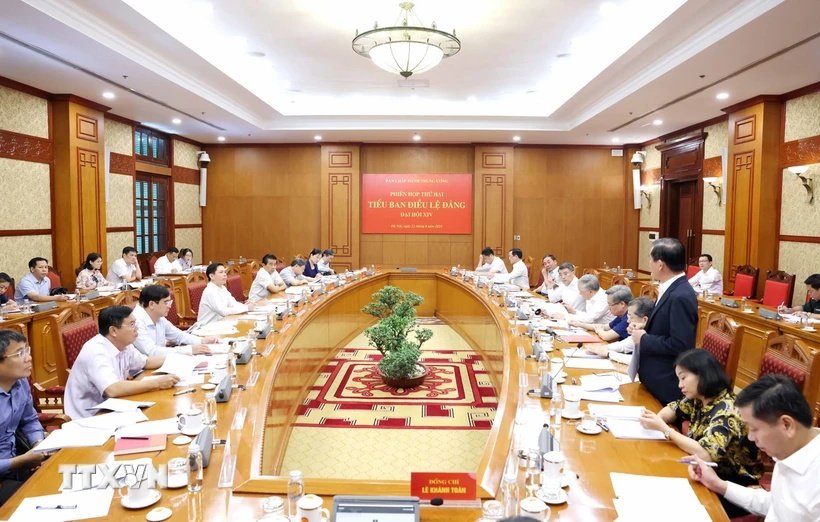 Overview of the second meeting of the Party Charter Subcommittee of the 14th National Congress. Photo: Phuong Hoa/TTXVN