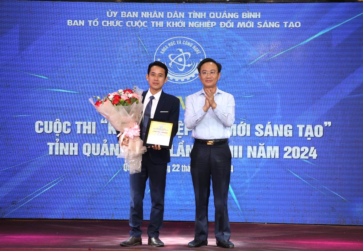 The first prize of the competition went to the project "Porick tile adhesive, a new material trend on the market today". Photo: Cong Sang