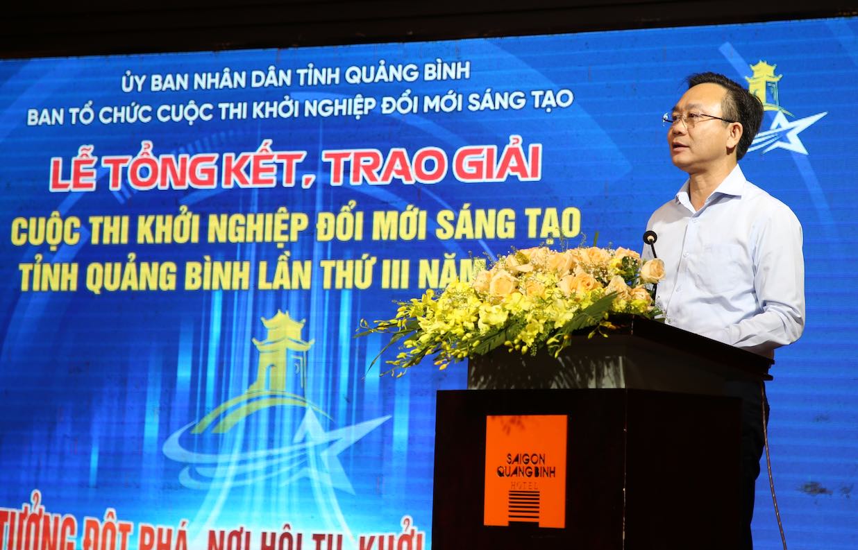 Vice Chairman of Quang Binh Provincial People's Committee Hoang Xuan Tan spoke at the ceremony. Photo: Cong Sang