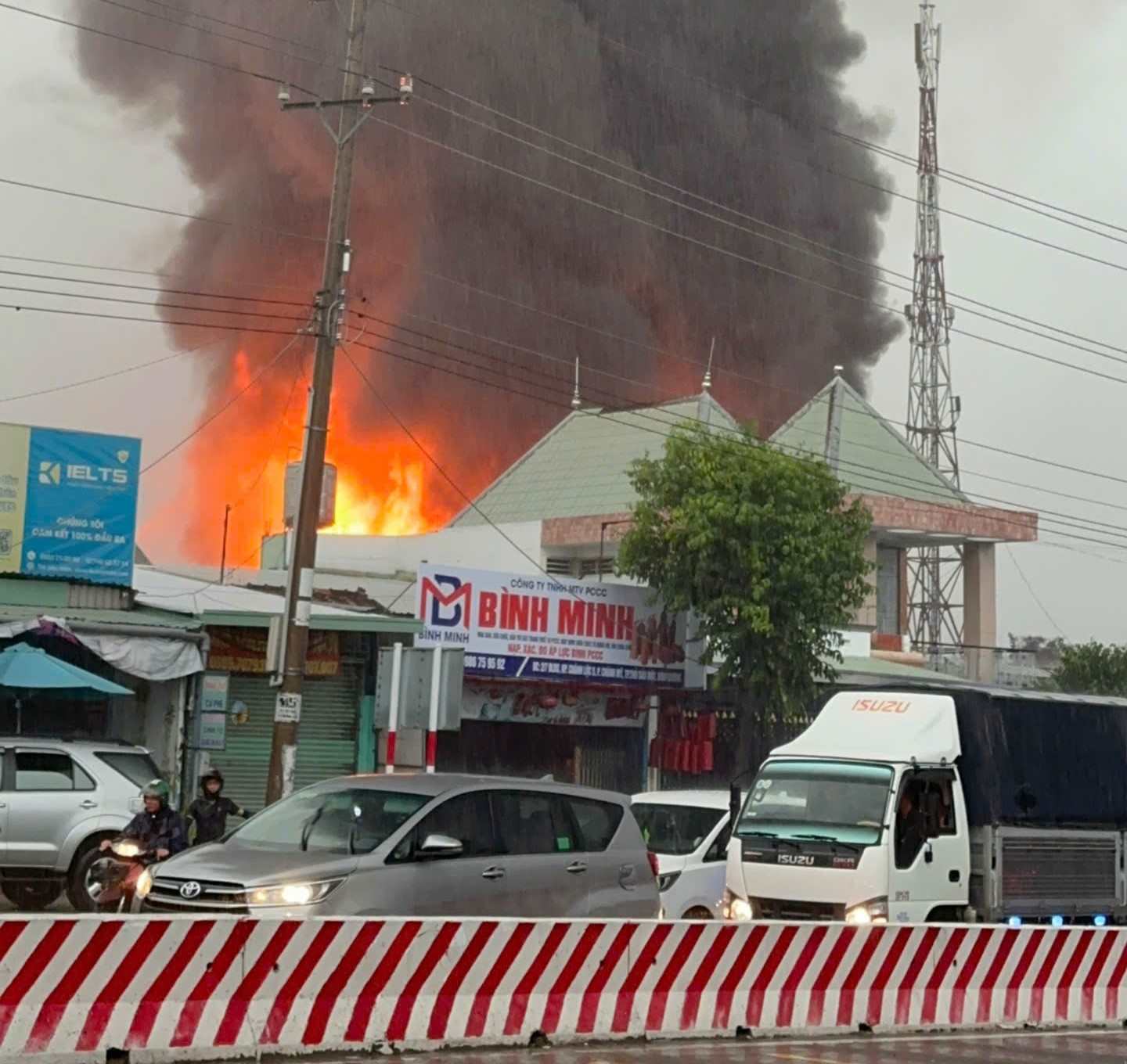 Vụ cháy xảy ra chiều ngày 22.8 tại Bình Dương.