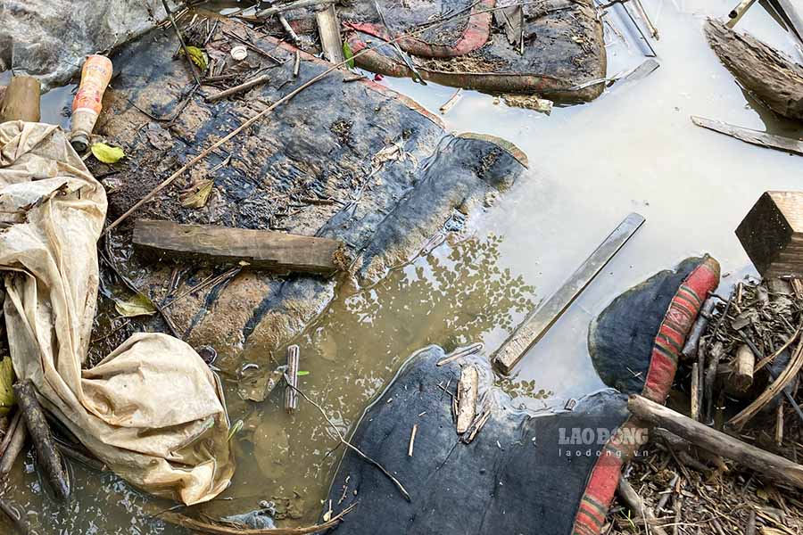 Trước đó, như Báo Lao Động đã thông tin, trận lũ quét kinh hoàng xảy ra vào đêm 24, rạng sáng 25.7 tại xã biên giới Mường Pồn, huyện Điện Biên, tỉnh Điện Biên đã khiến 4 người thiệt mạng, 3 người mất tích đến nay vẫn chưa được tìm thấy.