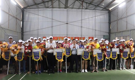 Các VĐV tham gia hội thao ngành GTVT Quảng Bình. Ảnh: H.Hạnh