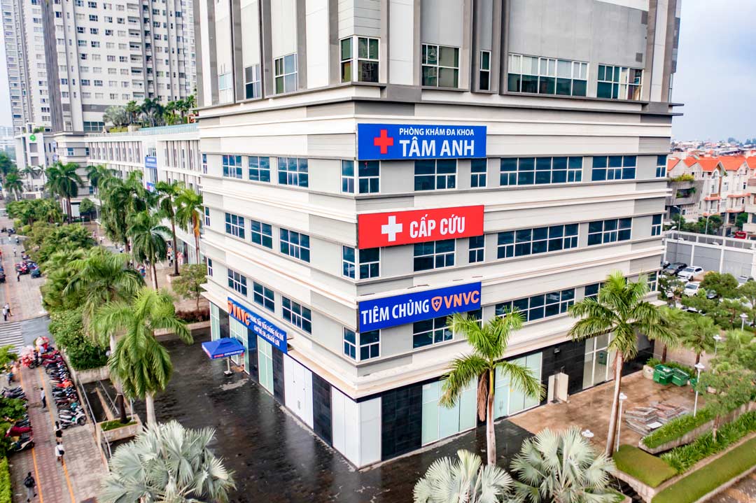 Phòng khám Đa khoa Tâm Anh Quận 7 cùng với Trung tâm tiêm chủng VNVC Sunrise City Quận 7 tạo thành khu dịch vụ phức hợp y tế, chăm sóc sức khỏe chất lượng cao, chuyên sâu, toàn diện cho người dân. Ảnh: Phòng khám Đa khoa Tâm Anh Quận 7.