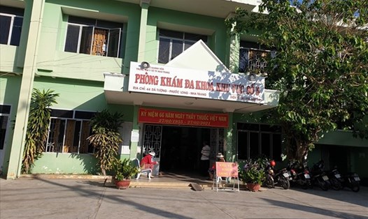 Sở Y tế Khánh Hòa đã hủy quyết định kỷ luật viên chức đối với bà Trần Thị Thu Hà - nguyên trưởng Phòng khám đa khoa tại Nha Trang. Ảnh: Phước Tín