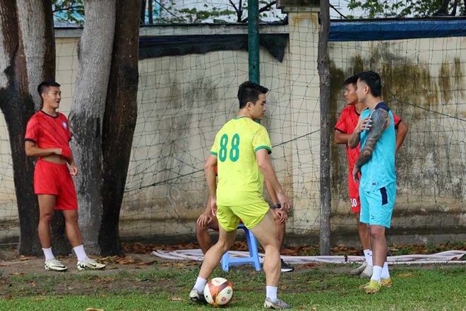 Illustration of Khanh Hoa Club players practicing. Source: Ba Duy