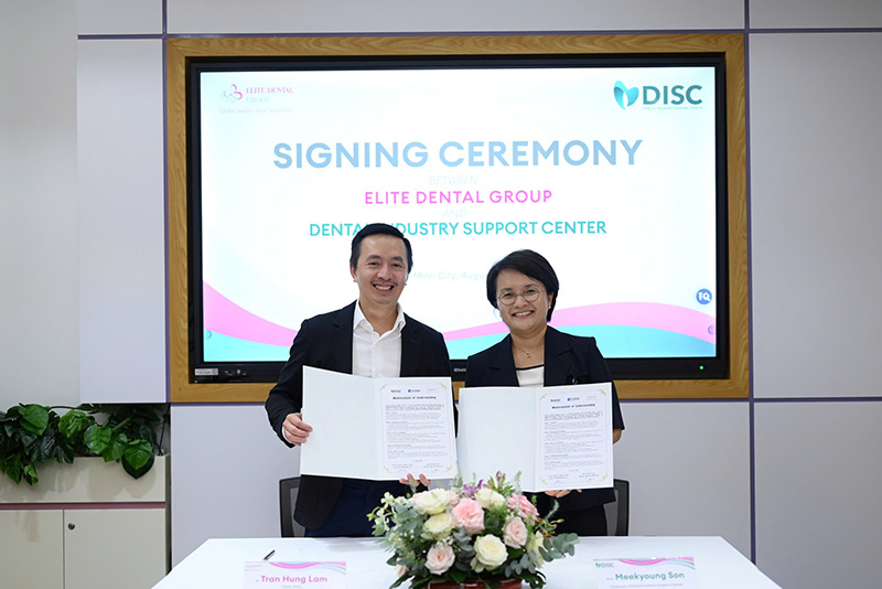 Trung tâm Nha khoa Chuyên sâu Elite Dental ký kết hợp tác chiến lược Trung tâm Phát triển Ngành Nha Khoa (Hàn Quốc). Ảnh DN cung cấp