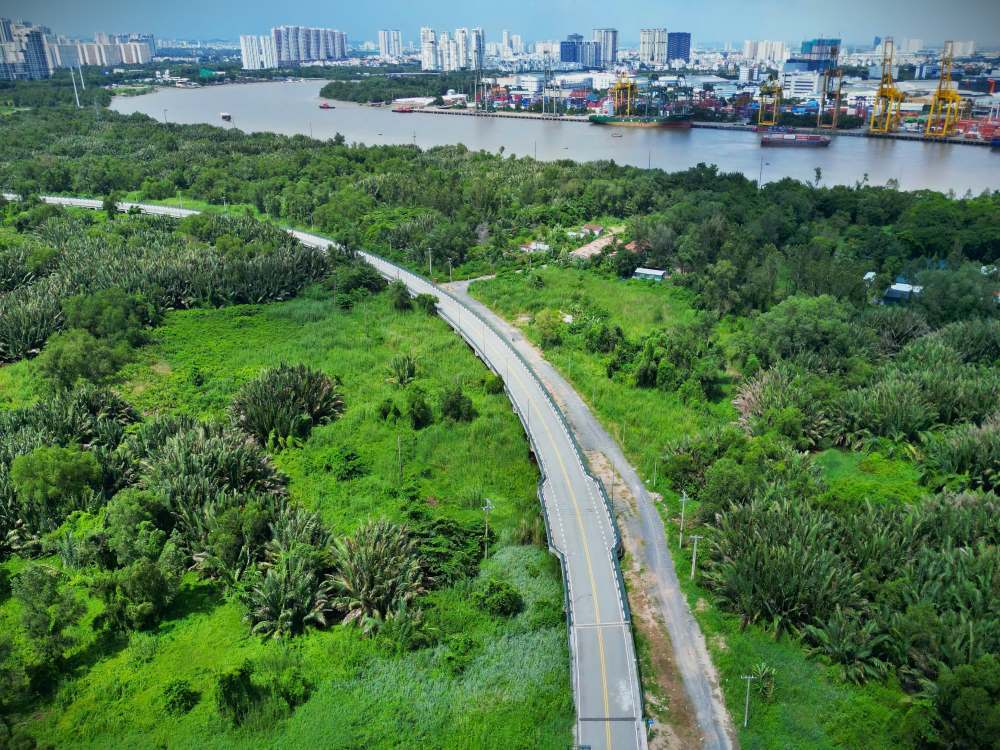 Thời tiết Nam Bộ ngày nắng nóng. Ảnh: Anh Tú