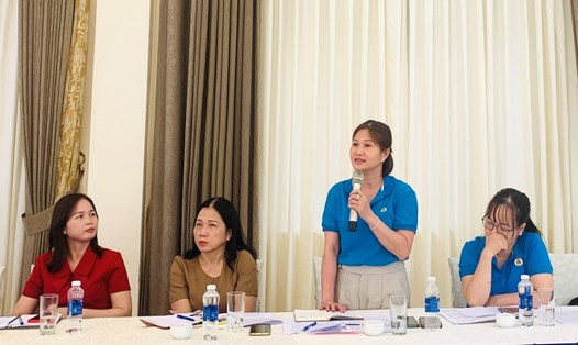 Các đại biểu trao đổi, chia sẻ về kinh nghiệm trong phát triển đoàn viên. Ảnh: Thu Hường
