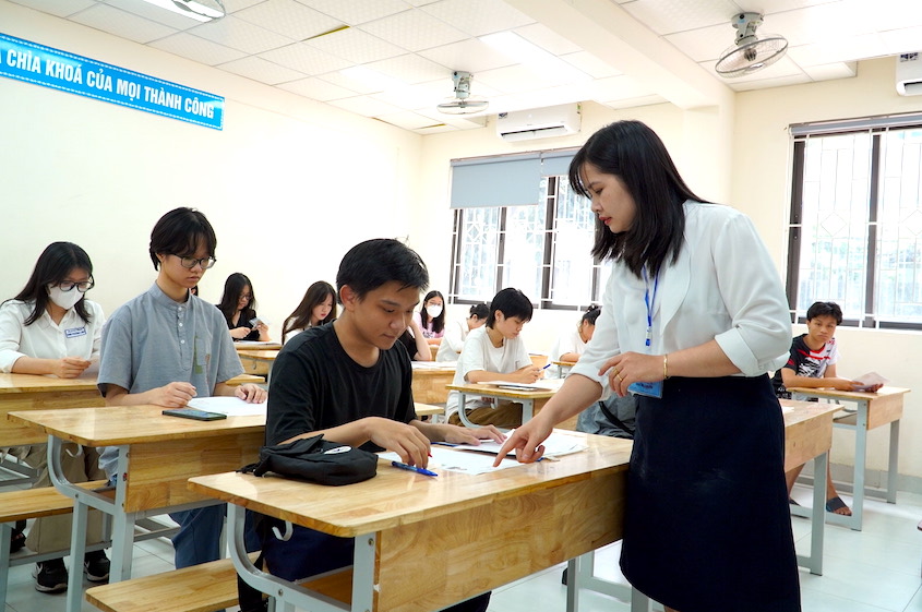 The Ministry of Education and Training requires that from 2025, the lack of fairness in enrollment methods will be completely overcome. Photo: Van Trang