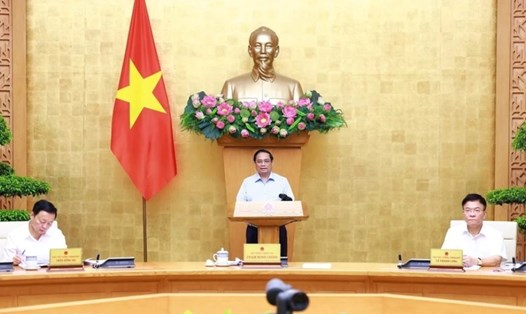 Thủ tướng Chính phủ Phạm Minh Chính chủ trì phiên họp Chính phủ chuyên đề về xây dựng pháp luật tháng 8.2024. Ảnh: Dương Giang