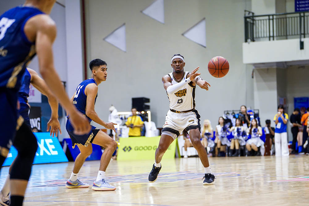 Saigon Heat entered the match overwhelmingly against Nha Trang Dolphins. Photo: An Khanh