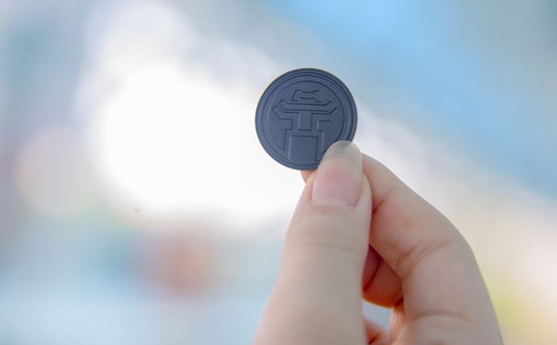 Thẻ vé (token) tàu metro Nhổn - ga Hà Nội. Ảnh: Quyên Phạm