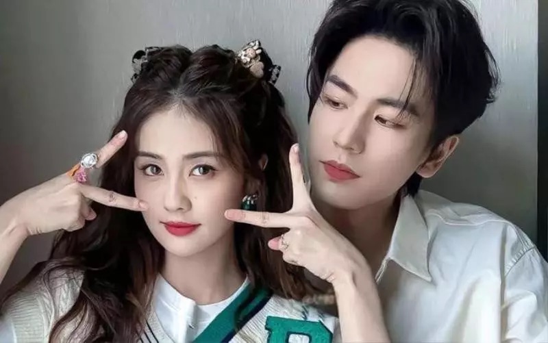 Trương Lăng Hách và Bạch Lộc chia tay âm thầm vì áp lực dư luận. Ảnh: NSX.