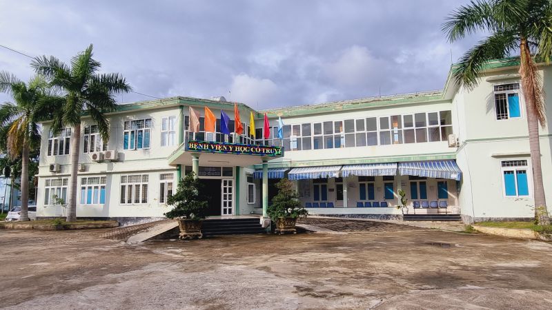 Bệnh viện YHCT Quảng Nam xin điều chỉnh mức độ tự chủ tài chính do thu không đủ bù chi. Ảnh: Hoàng Bin