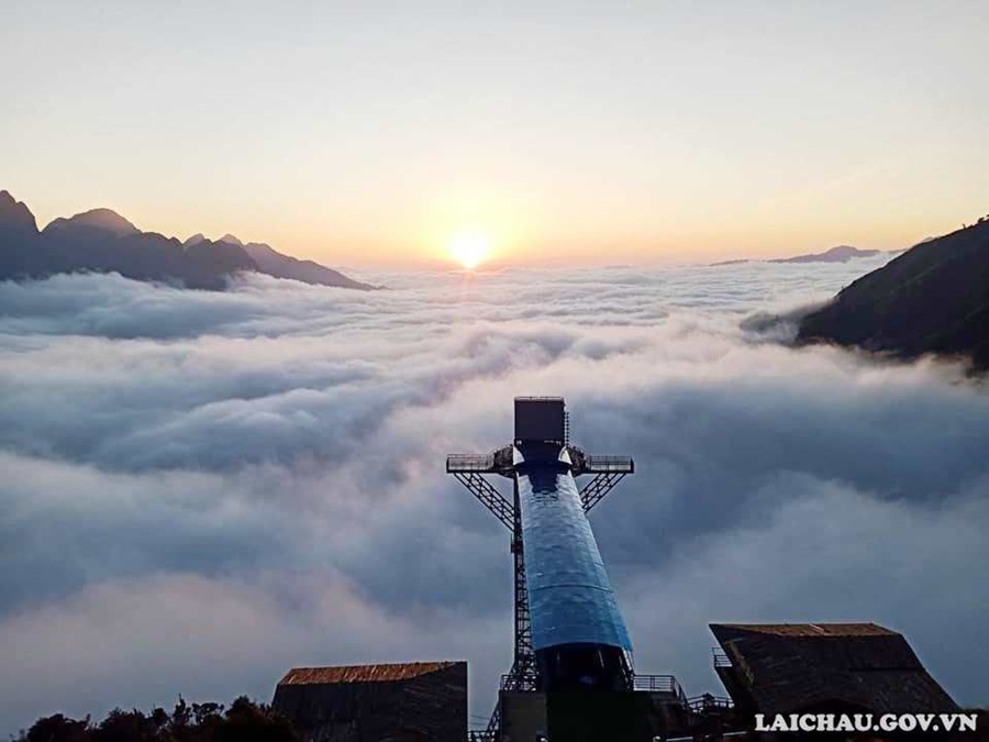 Cầu kính tỉnh Lai Châu. Ảnh: cổng thông tin điện tử tỉnh Lai Châu
