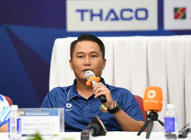 Assistant Mai Xuan Hop is determined to compete in the 2023-2024 National Super Cup. Photo: Nhu Y