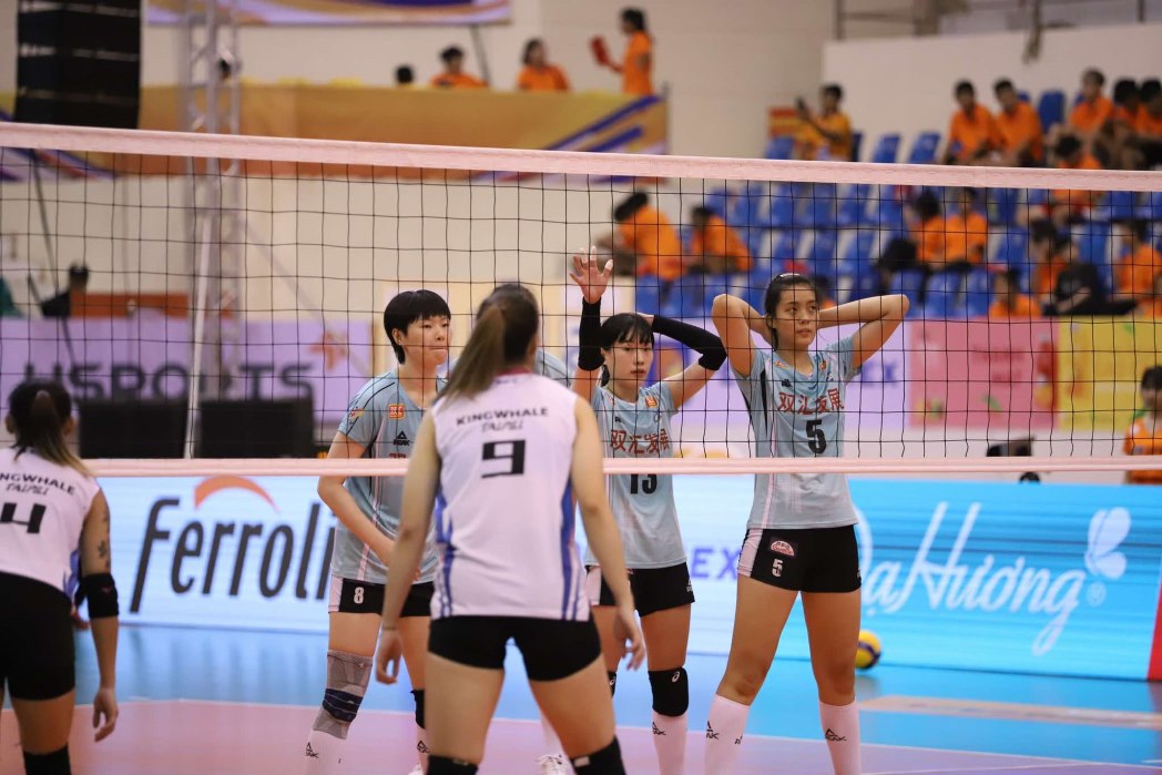 With this 0-3 defeat, King Whale of Taiwan (China) has still not won a set in VTV Cup 2024. In the previous match, they lost 0-3 to Aranmare (Japan).