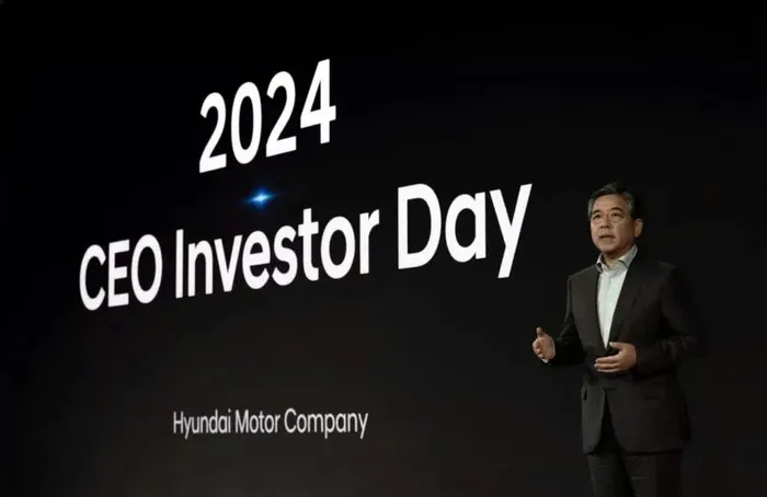 Hyundai brand representative presents plan at CEO Investment Day 2024. Photo: Hyundai