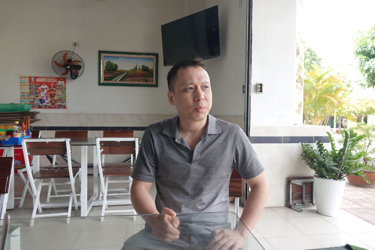  Ông Nguyễn Mạnh Dương trông chờ kết luận vụ karate từ Sở Văn hóa - Thể thao TPHCM. Ảnh: Nguyễn Đăng
