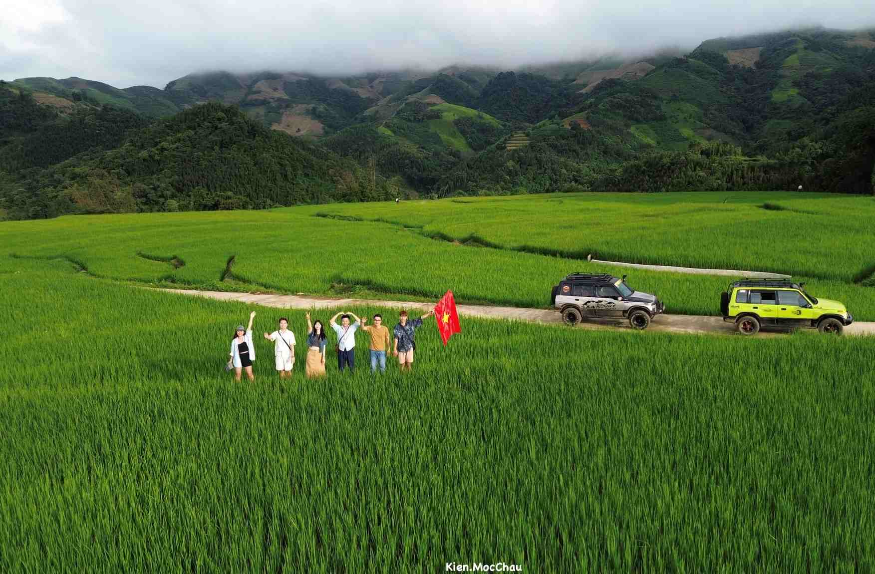 Hundreds of rice terraces stretch across a valley in Suoi Lin, Van Ho, Son La. Photo: Quang Kien