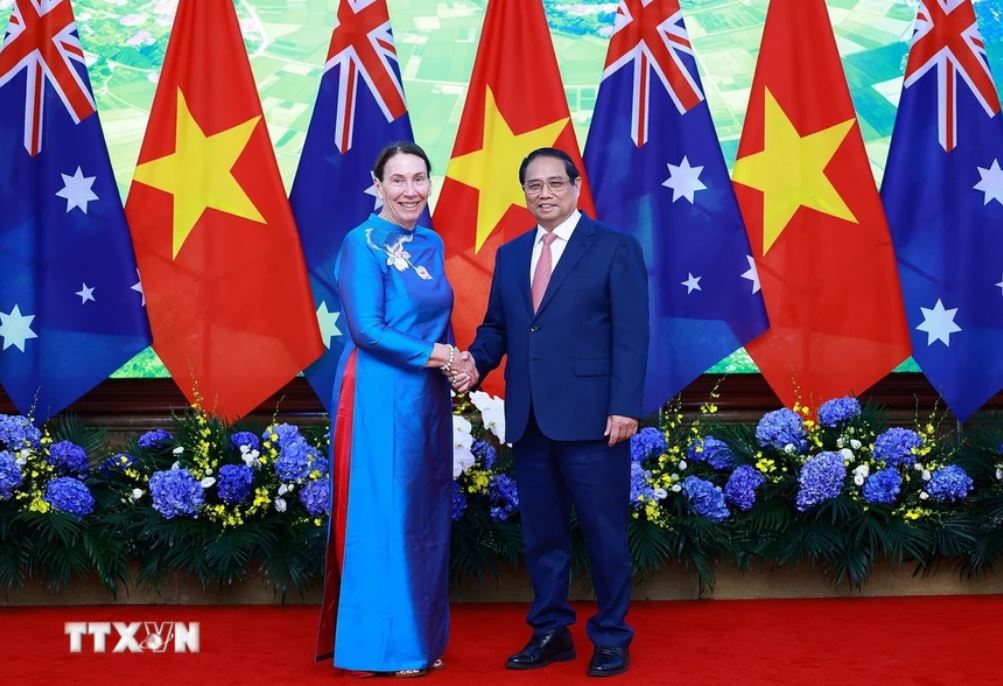 Thủ tướng Chính phủ Phạm Minh Chính hội kiến Chủ tịch Thượng viện Australia Sue Lines. Ảnh: TTXVN