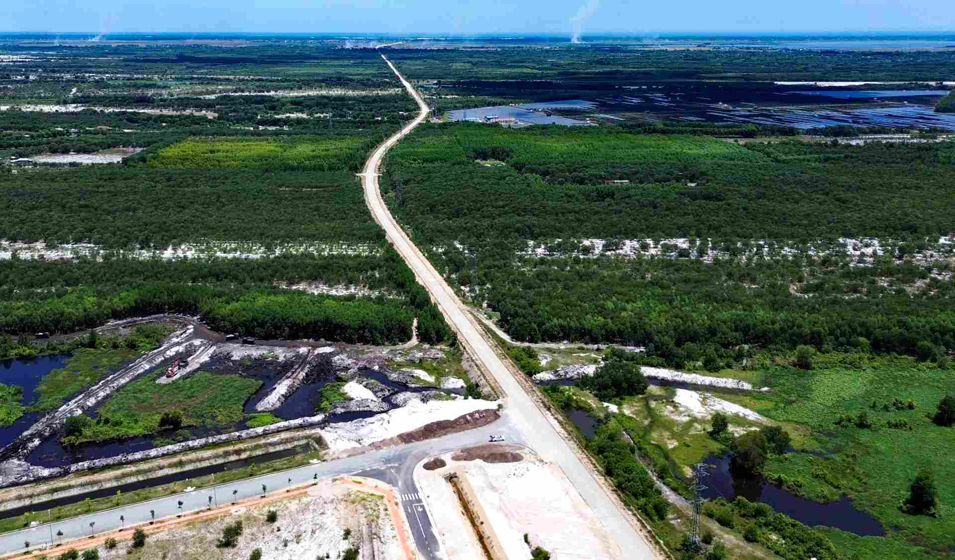 Phong Dien - Dien Loc rescue route viewed from above.