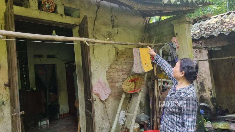 Bất an vì nhà cửa nằm trong vùng quy hoạch. Ảnh: Lam Thanh