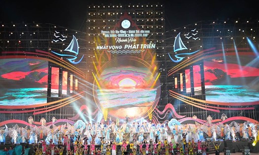 Đêm khai mại Festival Biển Nha Trang - Khánh Hòa 2023. Ảnh: Phương Linh