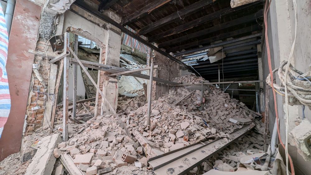 The scene of destruction in a house whose concrete floor collapsed in District 1. Photo: Anh Tu