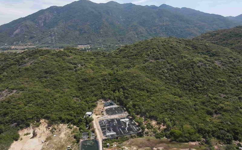 Trang trại nuôi trồng thủy sản Chính Mỹ xây dựng trên đất rừng sản xuất tại thị xã Ninh Hòa, Khánh Hòa. Ảnh: Hữu Long