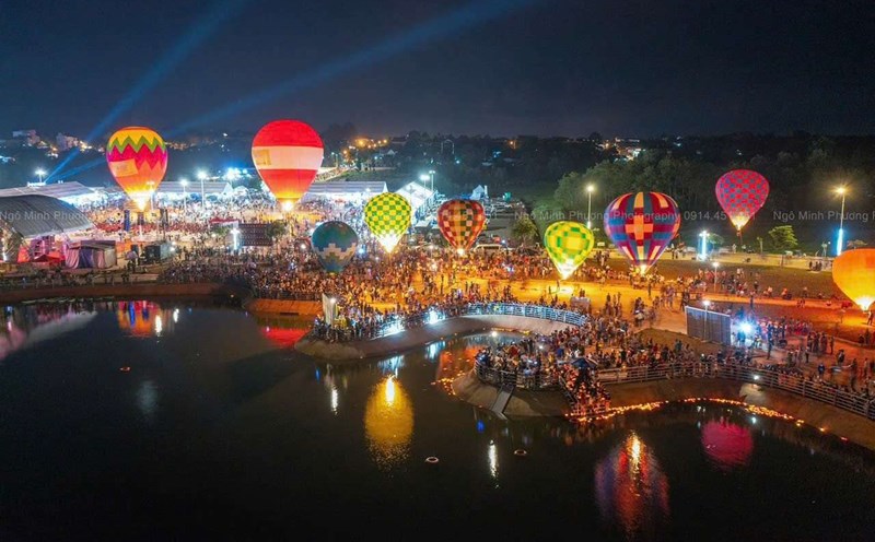 Sự kiện Lễ hội Sầu riêng năm lần thứ nhất. Ảnh: Ngô Minh Phương