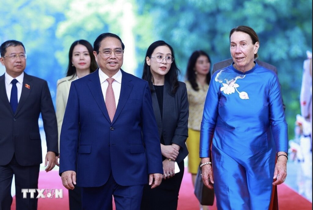 Thủ tướng Chính phủ Phạm Minh Chính tiếp Chủ tịch Thượng viện Australia Sue Lines. Ảnh: TTXVN