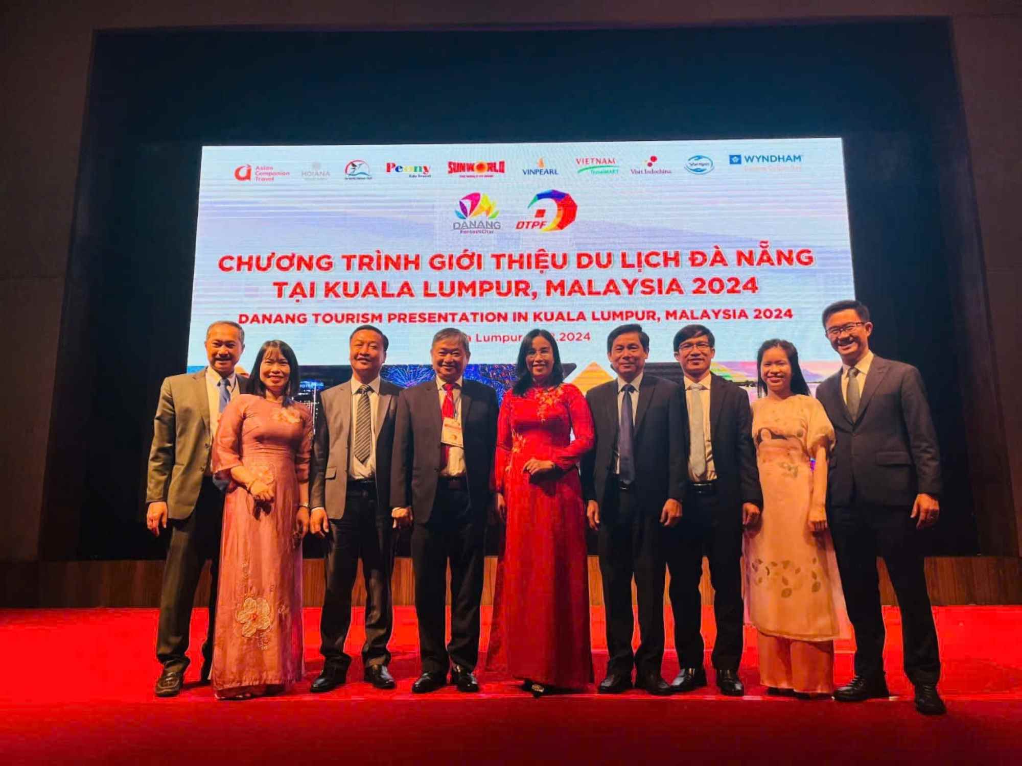 Đoàn công tác Lãnh đạo thành phố Đà Nẵng thực hiện chương trình quảng bá du lịch Đà Nẵng tại Malaysia. Ảnh: Thanh Hà
