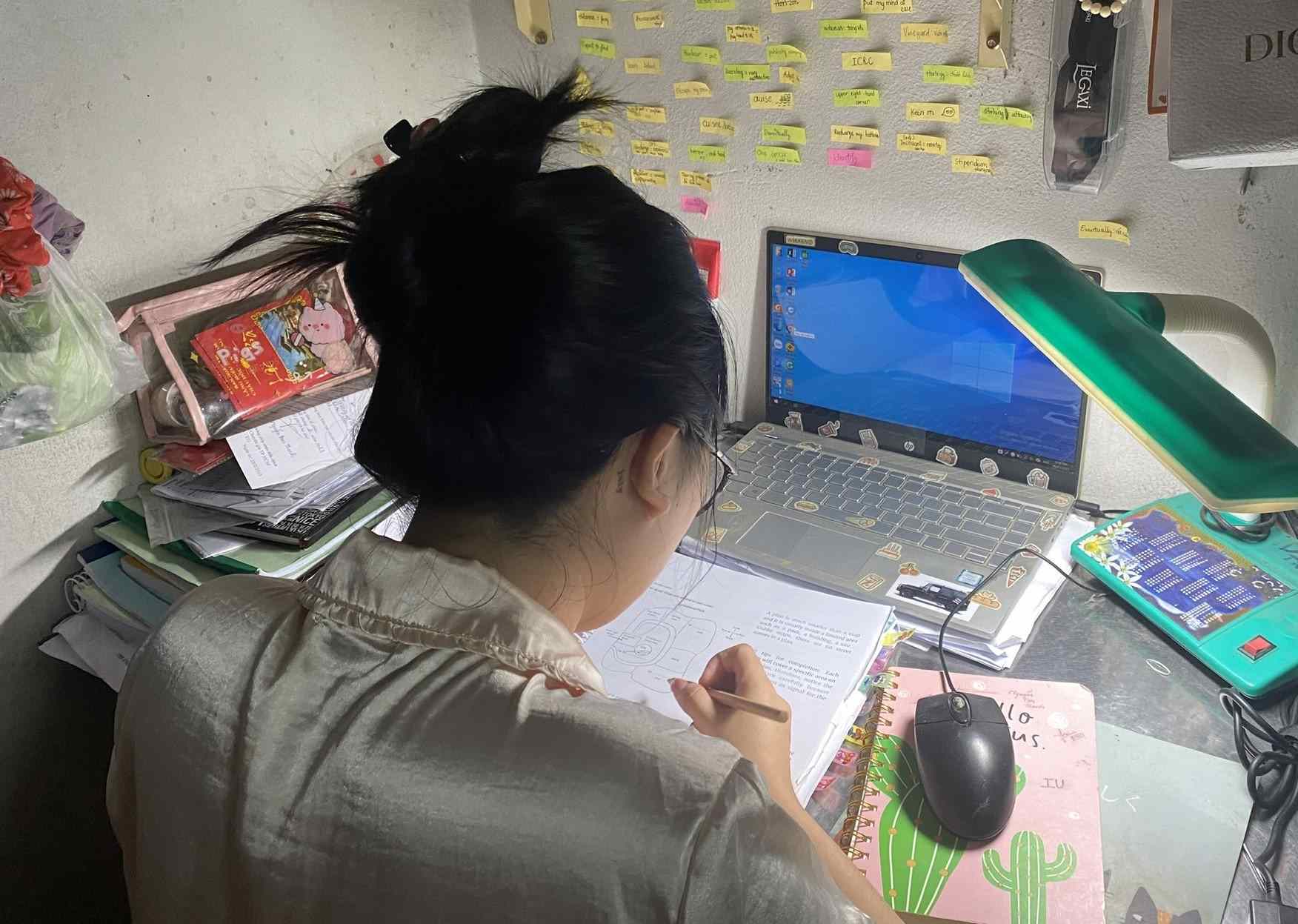 Bước vào giai đoạn nhập học, nhu cầu tìm phòng trọ của sinh viên tăng cao. Ảnh: Mỹ Ly