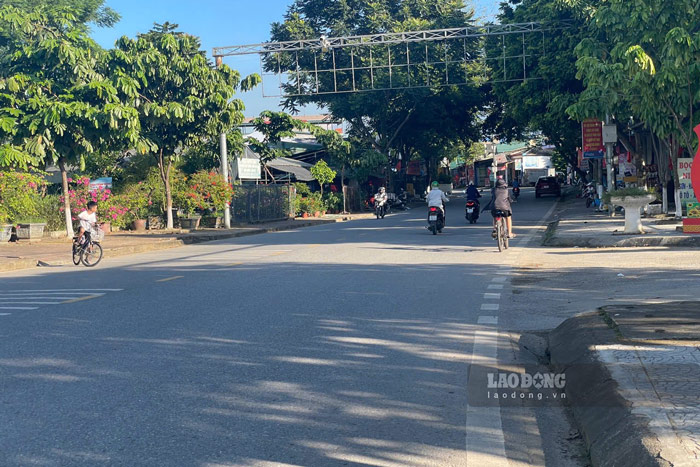 Bat Xat Industrial Complex is planned to be built next to Provincial Road 156, an important traffic artery of the district to Lao Cai city and other border gates. Photo: Dinh Dai