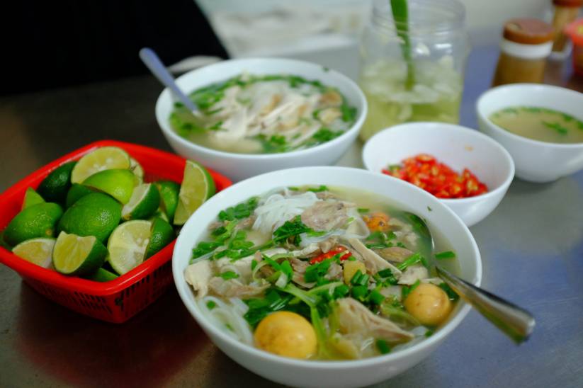 A full serving of chicken pho at Nguyet chicken pho restaurant. Photo: Dan Thanh