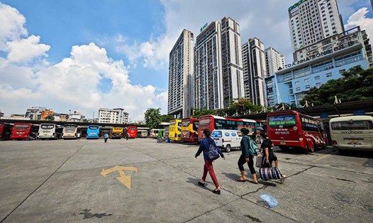 Bến xe vẫn khá vắng vẻ thời điểm sát kỳ nghỉ lễ 2.9. Ảnh: Thế Kỷ