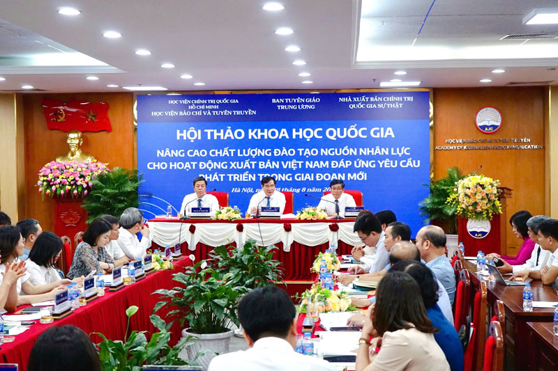 Nâng cao chất lượng đào tạo nguồn nhân lực cho hoạt động xuất bản Việt Nam. Ảnh: Trang Hà