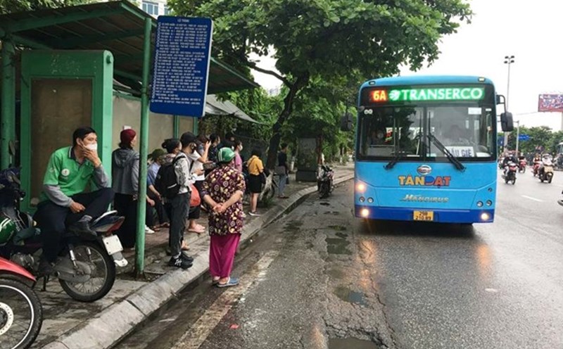 Tổng Công ty Vận tải Hà Nội tăng cường xe buýt phục vụ tốt nhất nhu cầu đi lại dịp 2.9. Ảnh: Phạm Đông