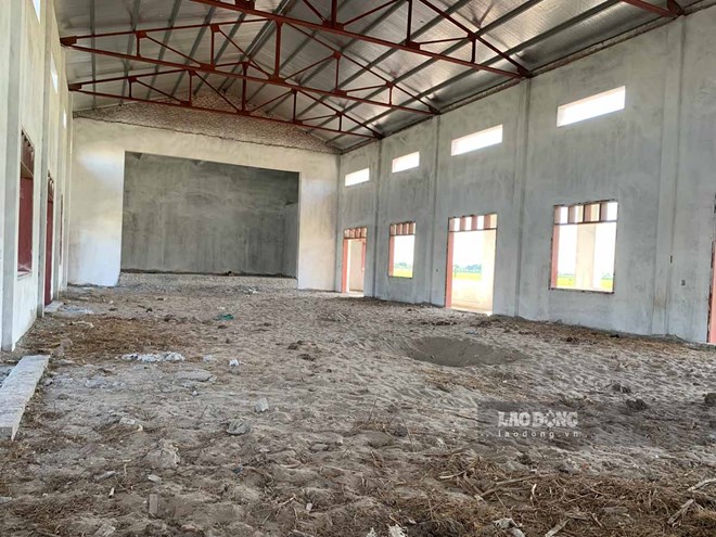 Nhà văn hóa xã đang xây dở bị bỏ không nhiều năm ở Thái Bình