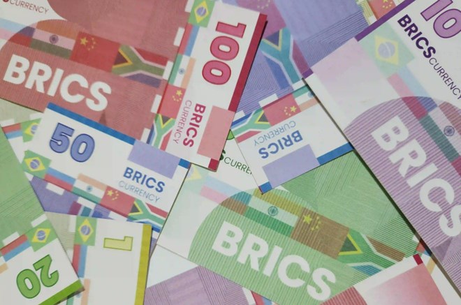 Cựu Thủ tướng Nga dội nước lạnh vào đồng tiền chung BRICS