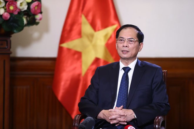 Ngoại giao góp phần thực hiện thắng lợi các mục tiêu chiến lược của đất nước