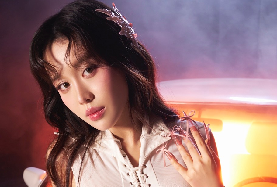 Han Sara trở lại với phong cách nữ tính. Ảnh: NSCC