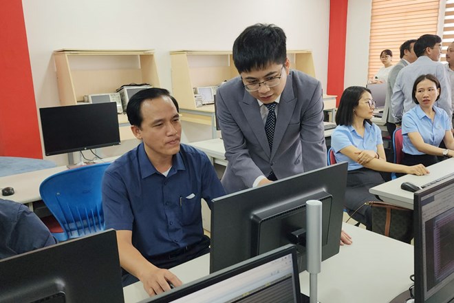 Since October 2023, Da Nang City has focused on developing semiconductor human resources. Photo: Thuy Trang