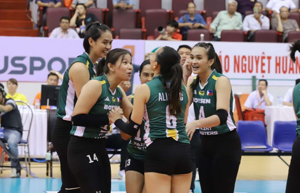 Câu lạc bộ Paint Masters (Philippines) thua Korabelka (Nga) ở tứ kết VTV Cup 2024. Ảnh: Chi Trần