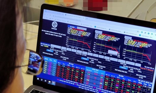 Thị trường chứng khoán "vào mùa" phát hành cổ phiếu ESOP (ảnh minh họa). Ảnh: Thế Minh