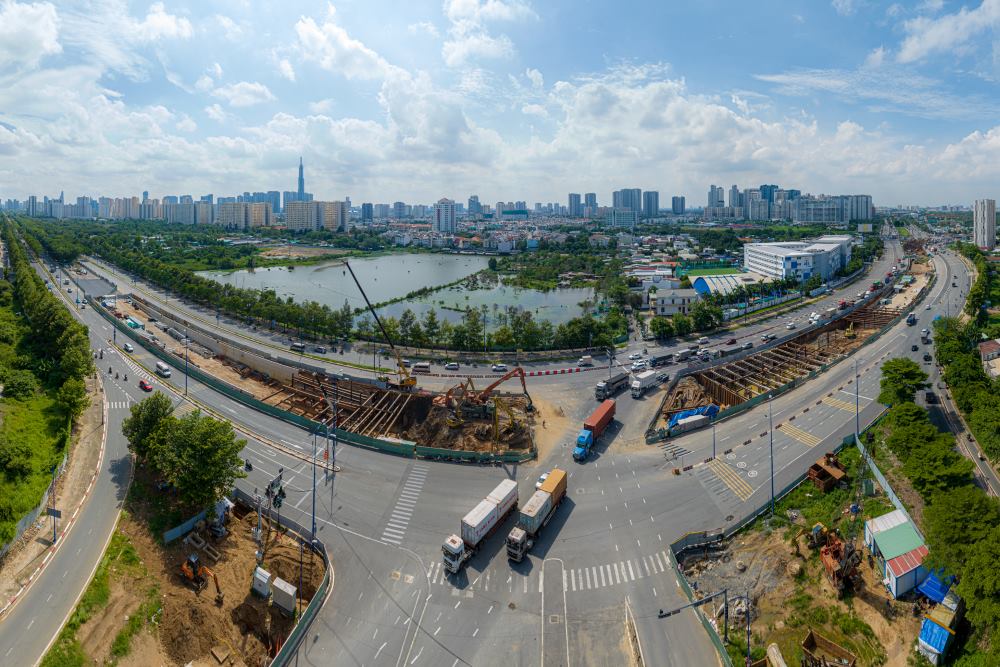 Mai Chi Tho - Dong Van Cong underpass. Photo: Anh Tu