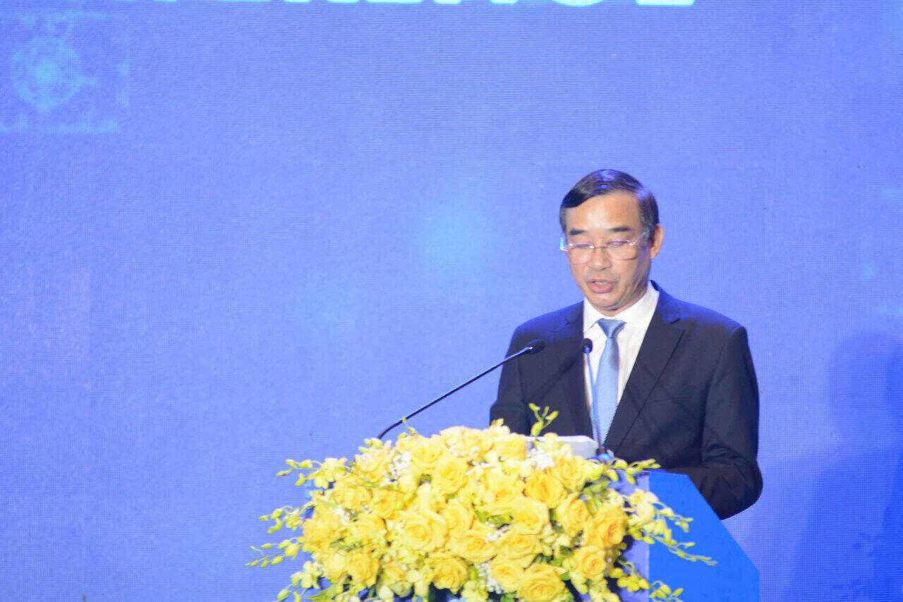 Mr. Le Trung Chinh - Chairman of Da Nang City People's Committee spoke at the event. Photo: Mai Huong