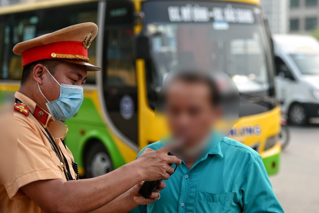 Nghị định 100 về xử phạt vi phạm giao thông sắp thay đổi. Ảnh: Xuyên Đông