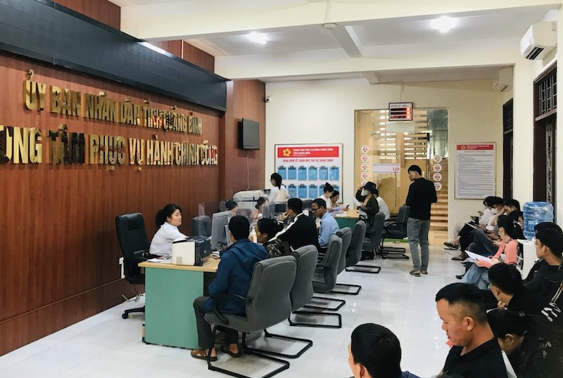 Quảng Bình bắt đầu thí điểm nhận hồ sơ trực tuyến lĩnh vực vật liệu xây dựng. Ảnh: T.Hoàng